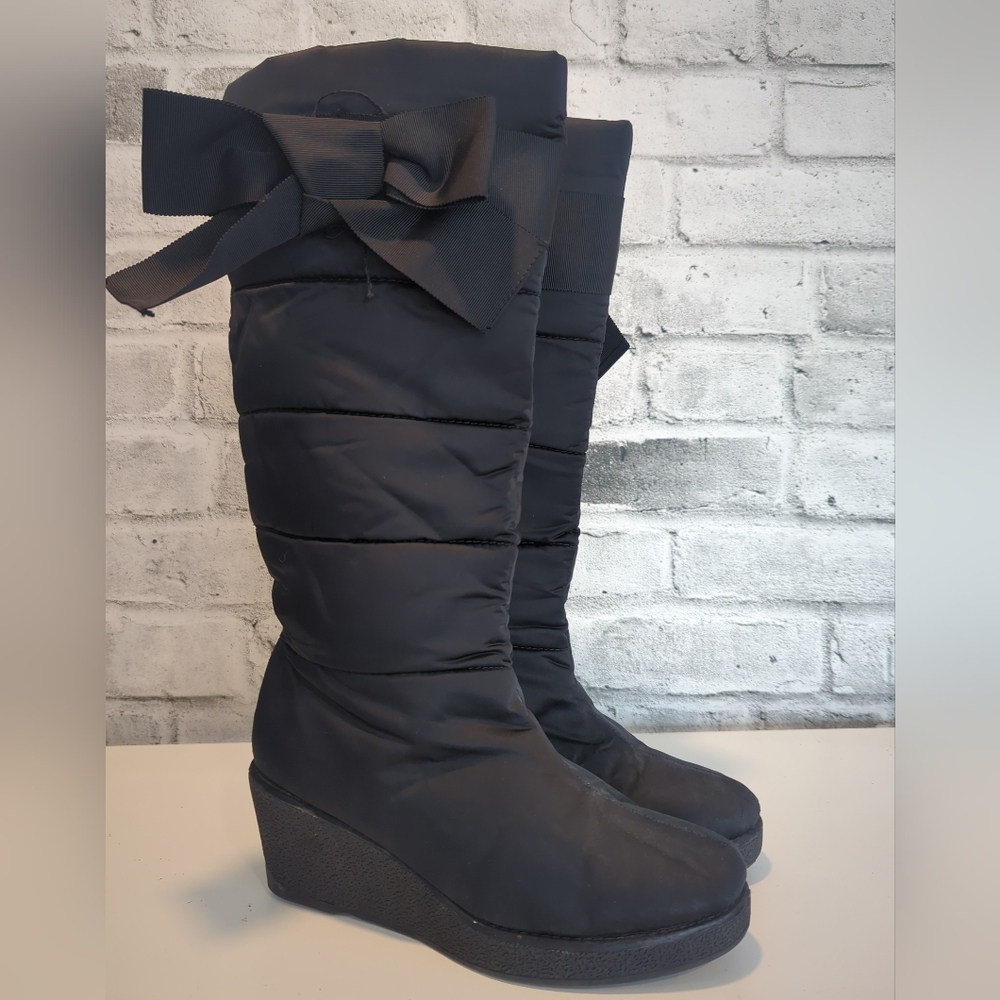 Kate Spade Quilted Bow Wedge Winter Boots – Women’s Size 8.5